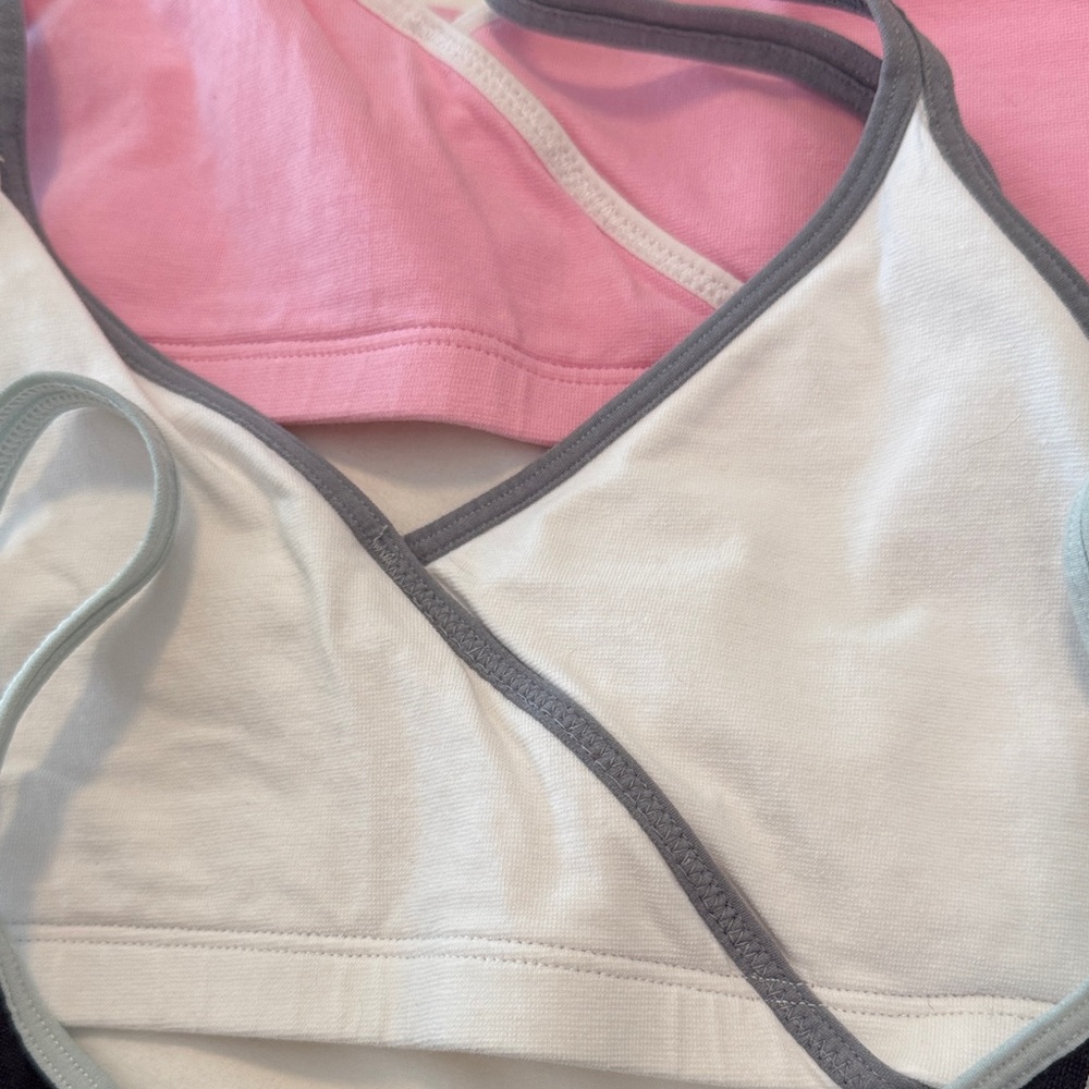2 Fruit of the Loom Bralettes - White & Pink 34